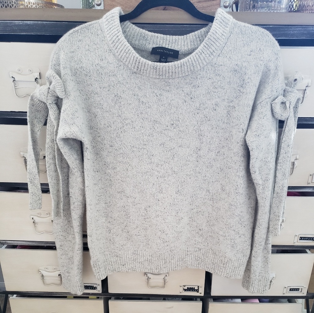 Ann Taylor | Grey-Blend Sweater